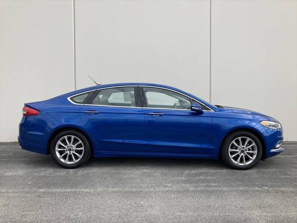 2017 Ford Fusion SE FWD - - cars & trucks - by dealer - vehicle... for sale in Calumet City, IL – photo 5