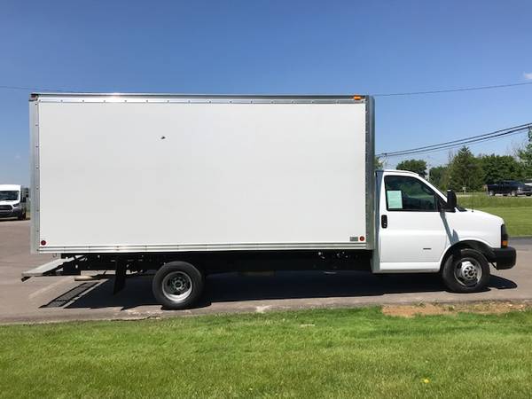 2018 GMC Savana 16' Box Truck ***28K MILES*** for sale in Swartz Creek,MI, IN – photo 6