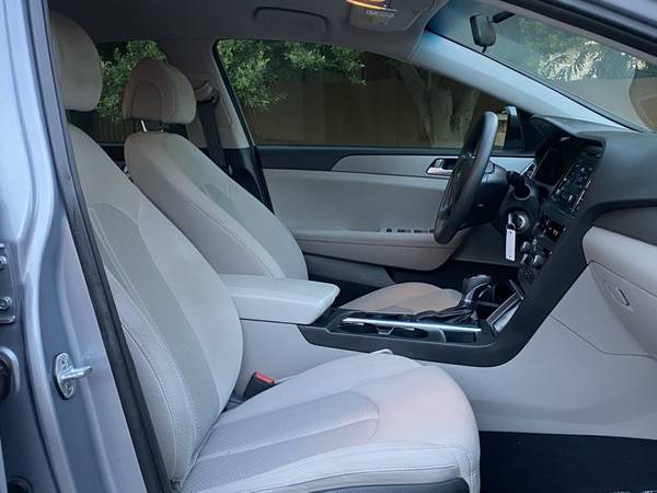2015 Hyundai Sonata 2 4L SE sedan Shale Gray Metallic - cars & for sale in Phoenix, AZ – photo 13