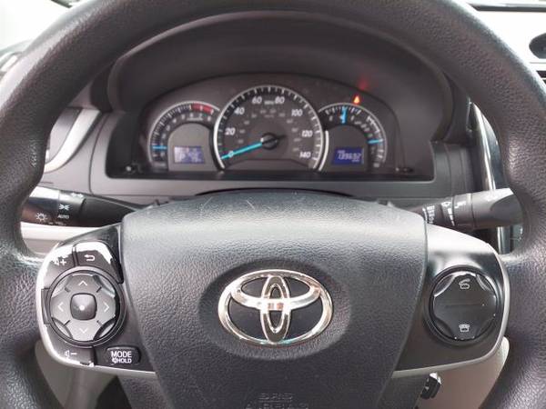 2014 Toyota Camry XLE - cars & trucks - by dealer - vehicle... for sale in Baltimore, MD – photo 17