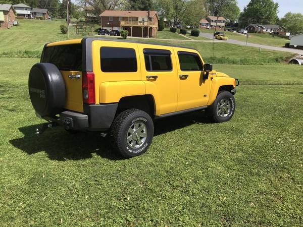Like new Hummer H3 for sale in Clarksville, TN – photo 3
