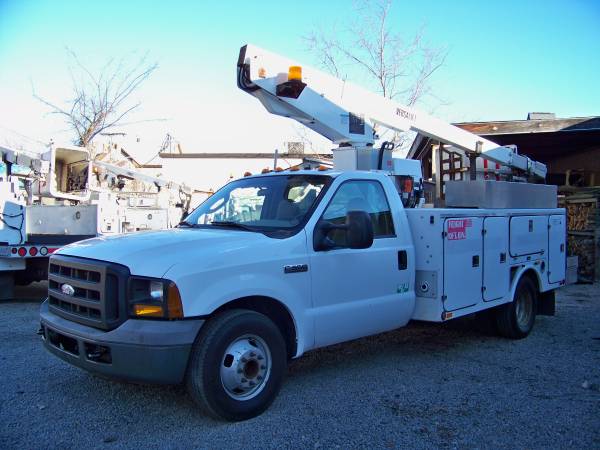 2006 ford f-350 bucket/boom truck - - by dealer for sale in Providence, RI – photo 4