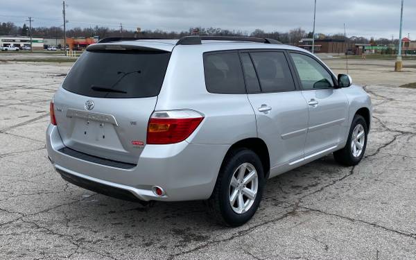 2009 Toyota Highlander 4WD CLEAN 1 OWNER! - - by for sale in Other, MO – photo 6