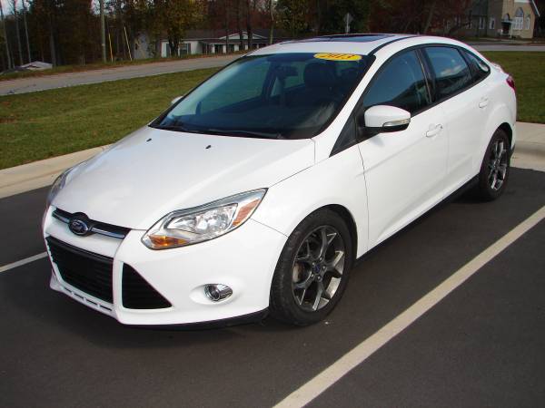 2013 Ford Focus SE 66,135 Miles - cars & trucks - by owner - vehicle... for sale in Asheville, NC – photo 3