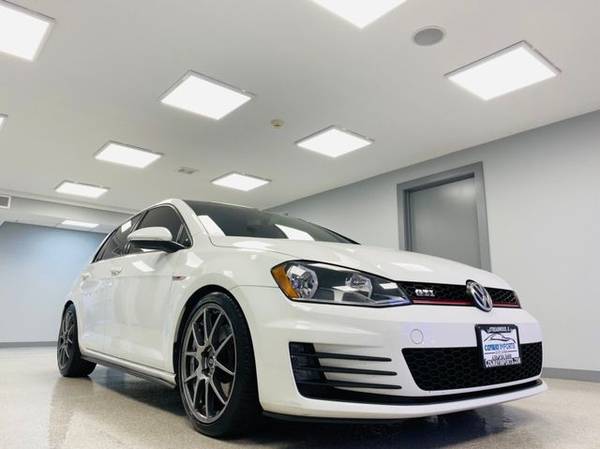 2015 Volkswagen Golf GTI HATCHBACK 4-DR *GUARANTEED CREDIT APPROVAL*... for sale in Streamwood, IL – photo 12