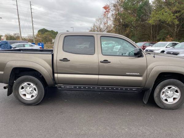 Toyota Tacoma crew cab - cars & trucks - by dealer - vehicle... for sale in Huntsville, AL – photo 3