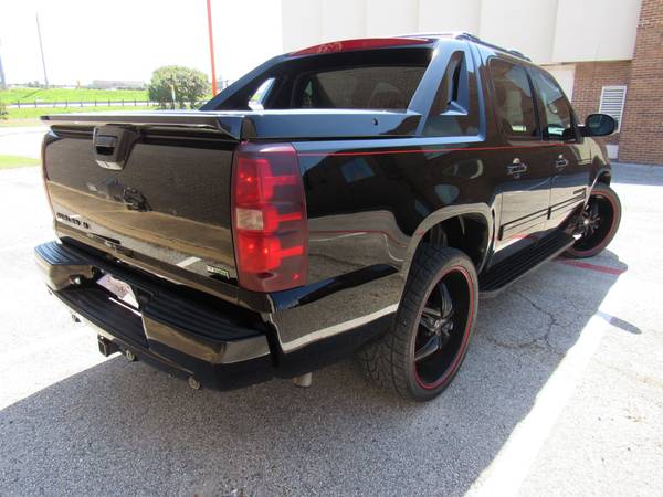 2011 Chevrolet Avalanche LT * Leather ************************** for sale in Dallas, TX – photo 7