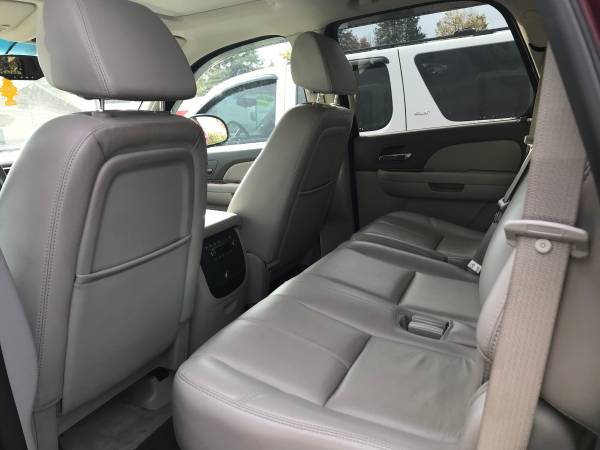 2007 GMC YUKON (95K MILES) (4WD) (CLEAN TITLE) (1 OWNER) - cars &... for sale in Milwaukie, OR – photo 13