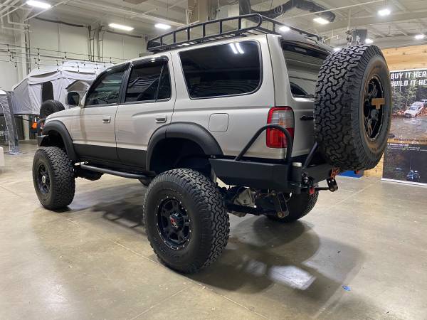 2000 Toyota 4Runner - Solid Axle Swap - 5 Speed - Built - cars & for sale in Grandview, MO – photo 3