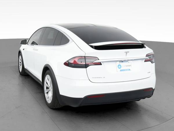 2017 Tesla Model X 75D Sport Utility 4D suv White - FINANCE ONLINE -... for sale in Bakersfield, CA – photo 8