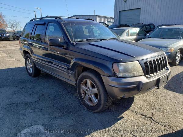 2004 *Jeep* *Grand Cherokee* *4dr Laredo* Black - cars & trucks - by... for sale in Woodbridge, District Of Columbia – photo 2