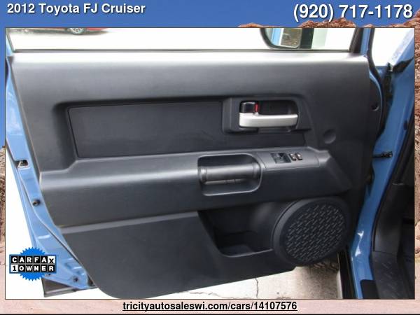 2012 TOYOTA FJ CRUISER BASE 4X4 4DR SUV 6M Family owned since 1971 for sale in MENASHA, WI – photo 18