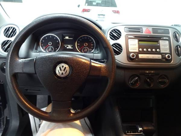 2010 Volkswagen Tiguan S - - by dealer - vehicle for sale in TAMPA, FL – photo 18