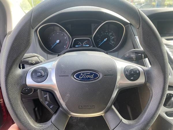 2014 Ford Focus SE Sedan - - by dealer - vehicle for sale in Alexandria, OH – photo 13