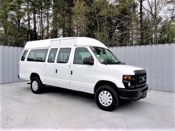 2008 FORD E 250 SUPER DUTY EXTENDED WHEELCHAIR VAN HANDICAP - cars & for sale in Brentwood, NY – photo 3