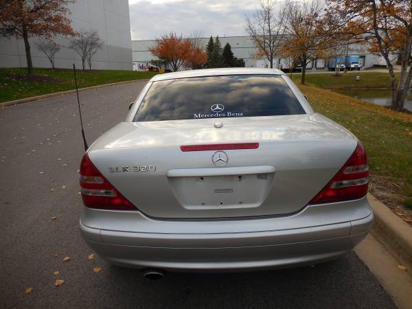 2001 Mercedes SLK320 - cars & trucks - by owner - vehicle automotive... for sale in Bartlett, IL – photo 11