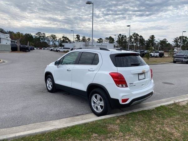 2019 Chevy Chevrolet Trax LT suv White - - by dealer for sale in Goldsboro, NC – photo 6