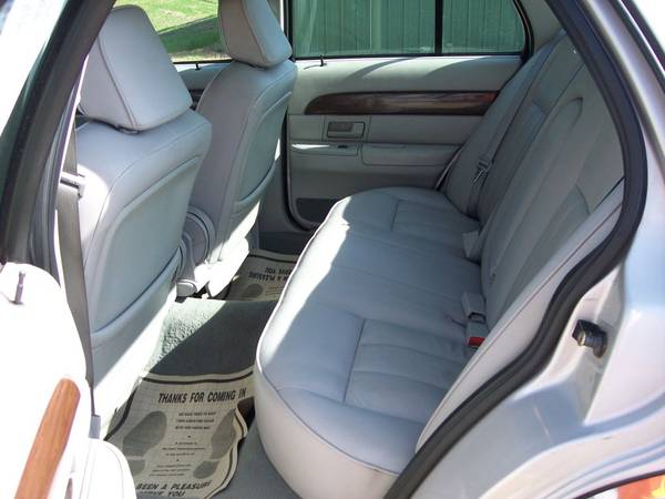2004 MERCURY GRAND MARQUIS GS RUNS-DRIVES EXCELLENT for sale in Little Falls, MN – photo 15