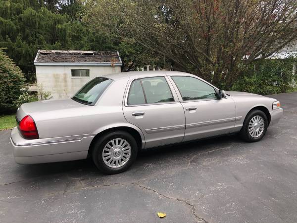 2006 mercury grand marquis ls for sale in Hanover, PA