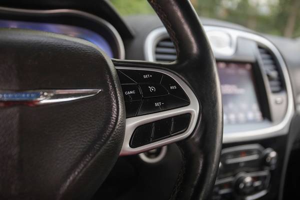 Chrysler 300 Leather Bluetooth Rear Camera Rear A/C Low Miles Nice! for sale in Savannah, GA – photo 13