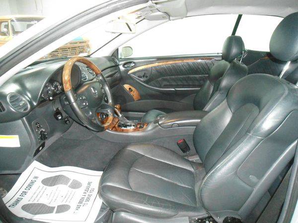 2005 MERCEDES-BENZ CLK 320 - FINANCING AVAILABLE-Indoor Showroom! for sale in PARMA, OH – photo 8
