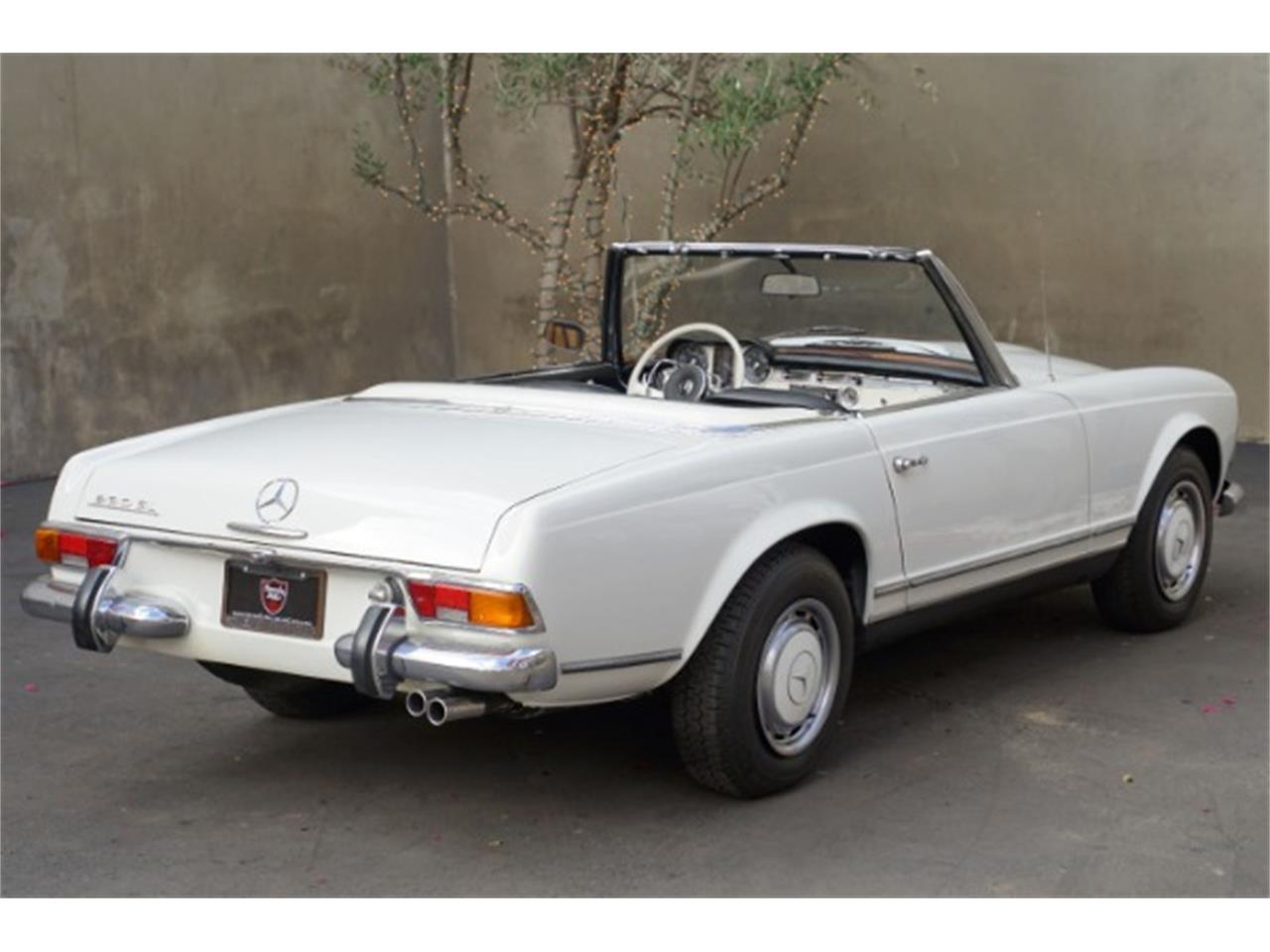 1966 Mercedes-Benz 230SL for sale in Beverly Hills, CA – photo 4