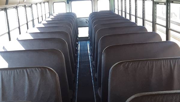2006 IC DT466 6 CYLINDER TURBO DIESEL BUS ! 71 PASSENGER! ONE... for sale in Rock Falls, IL – photo 9