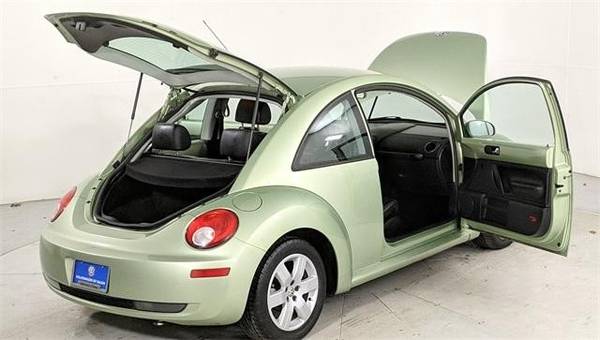2007 Volkswagen New Beetle VW 2dr Manual Coupe - cars & trucks - by... for sale in Salem, OR – photo 13