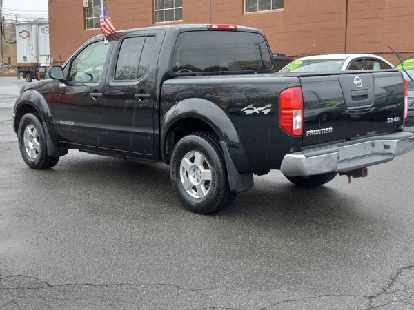2008 Nissan Frontier 4WD Crew Cab SWB Auto SE - - by for sale in Marlborough , MA – photo 8