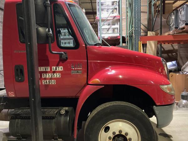 2005 International Day Cab Semi for sale in Central Islip, NY – photo 4
