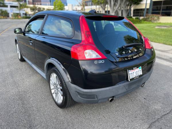 2010 Volvo C30 T5 Clean Title 15 Service Records 6 Speed Manual for sale in Irvine, CA – photo 7