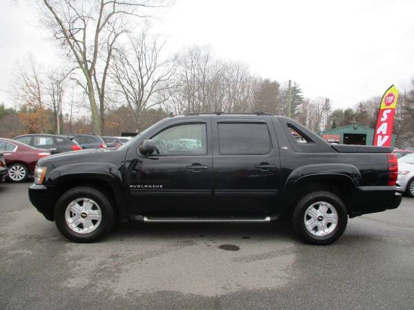 2011 Chevrolet Avalanche 4x4 4WD Chevy Truck LT Z71 Heated Leather for sale in Brentwood, VT – photo 8