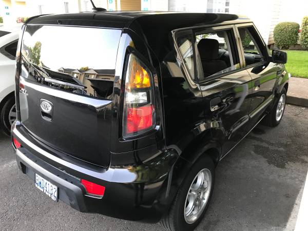 2010 Kia Soul Manual Transmission, Excellent Condition Low Milage! for sale in Vancouver, OR – photo 5
