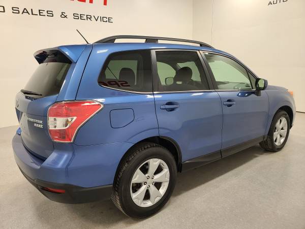 2015 Subaru Forester 2 5i Limited! AWD! MOON! Bckup Cam! Htd Seats! for sale in Suamico, WI – photo 21