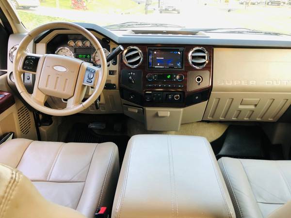 2008 FORD F350 CREW CAB LARIAT POWER STROKE DIESEL 4X4 LIKE NEW F... for sale in Deerfield, IL – photo 6