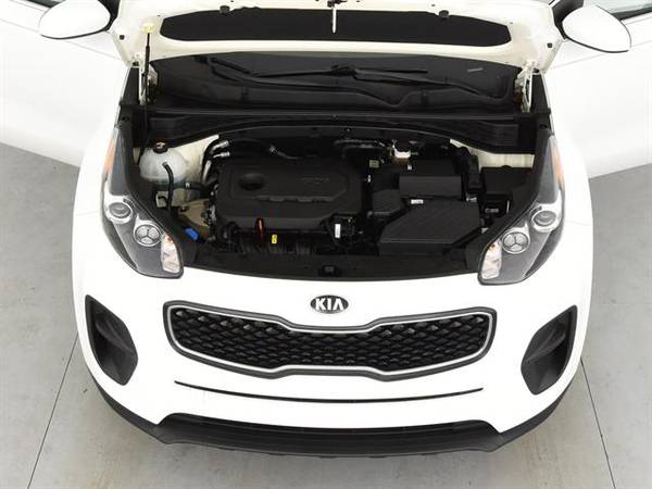 2017 Kia Sportage LX Sport Utility 4D suv White - FINANCE ONLINE for sale in Indianapolis, IN – photo 4