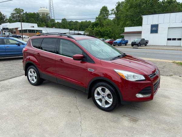 2013 Ford Escape SE AWD - - by dealer - vehicle for sale in North Wilkesboro, NC – photo 3
