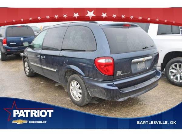 2007 Chrysler Town & Country Touring - mini-van - - by for sale in Bartlesville, OK – photo 4
