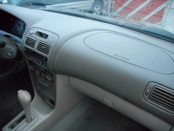 2002 Toyota Corolla clean run perfect cold air needs nothing for sale in Hallandale, FL – photo 8