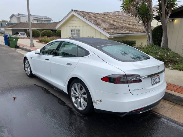 2014 Tesla Model S 60 Orig Owner, Low Miles - cars & trucks - by... for sale in Playa Del Rey, CA – photo 4