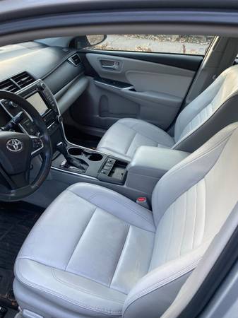 2015 Toyota Camry Hybrid XLE - cars & trucks - by owner - vehicle... for sale in Madison, WI – photo 6
