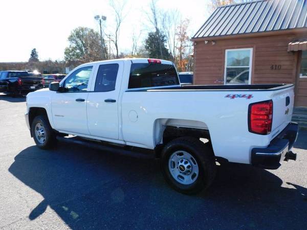 Chevrolet Silverado 2500HD 4wd Crew Cab Pickup Truck Work Trucks V8... for sale in Raleigh, NC – photo 2