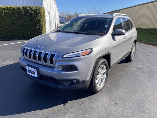 2015 Jeep Cherokee Latitude - cars & trucks - by dealer - vehicle... for sale in Keene, NH – photo 2