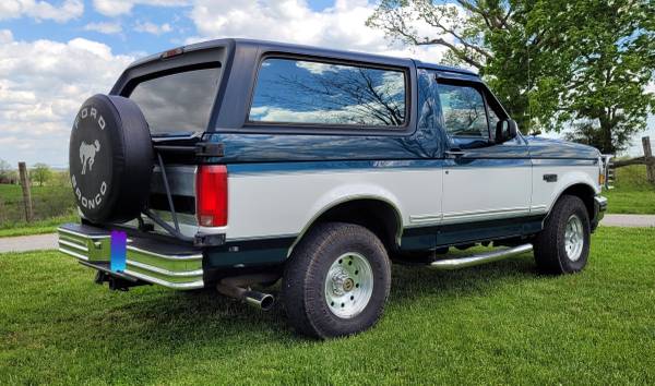 1994 Ford Bronco XLT 4x4 For Sale for sale in Cynthiana, KY – photo 5