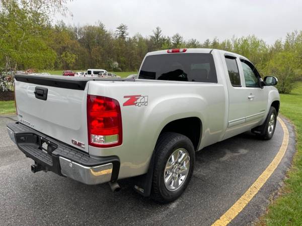 2011 GMC Sierra 1500 4WD Ext Cab 143 5 SLT - - by for sale in Hampstead, NH – photo 12