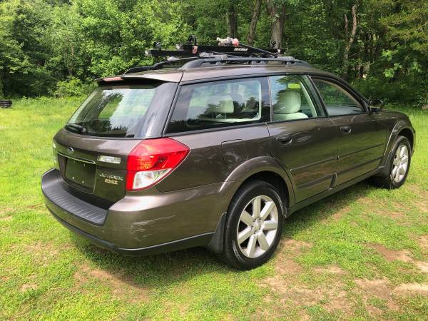 📲 2008 SUBARU OUTBACK "PREMIUM" * RARE 5 SPEED MANUAL * LOADED *CLEAN for sale in Stratford, CT – photo 8