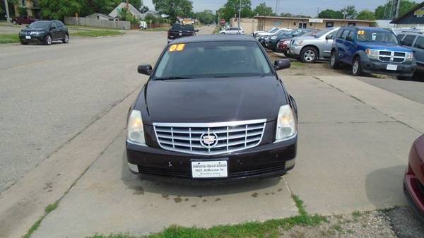 08 dts cadillac 127,000 miles $3999 for sale in Waterloo, IA – photo 2