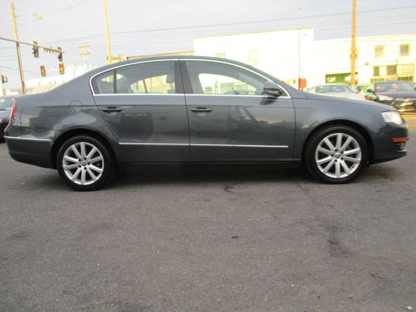 2010 VW Passat Komfort **Hot Deal/Sunroof/Low miles & Clean Title**... for sale in Roanoke, VA – photo 7