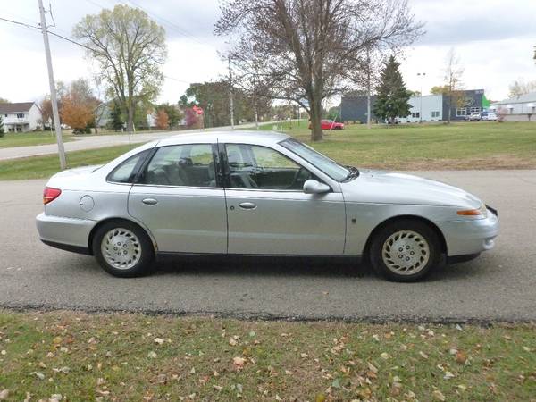 2001 Saturn L200 145m ex cond 33mpg warranty - cars & trucks - by... for sale in Hudson, MN – photo 5