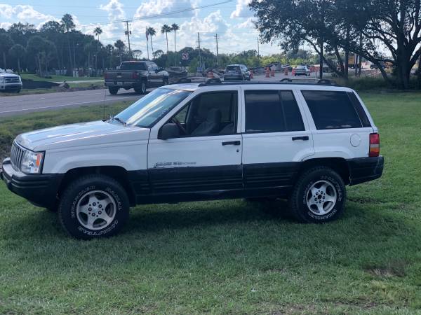Jeep Grand Cherokee *Loaded* Cold Air*! - cars & trucks - by dealer... for sale in Lakeland, FL – photo 2
